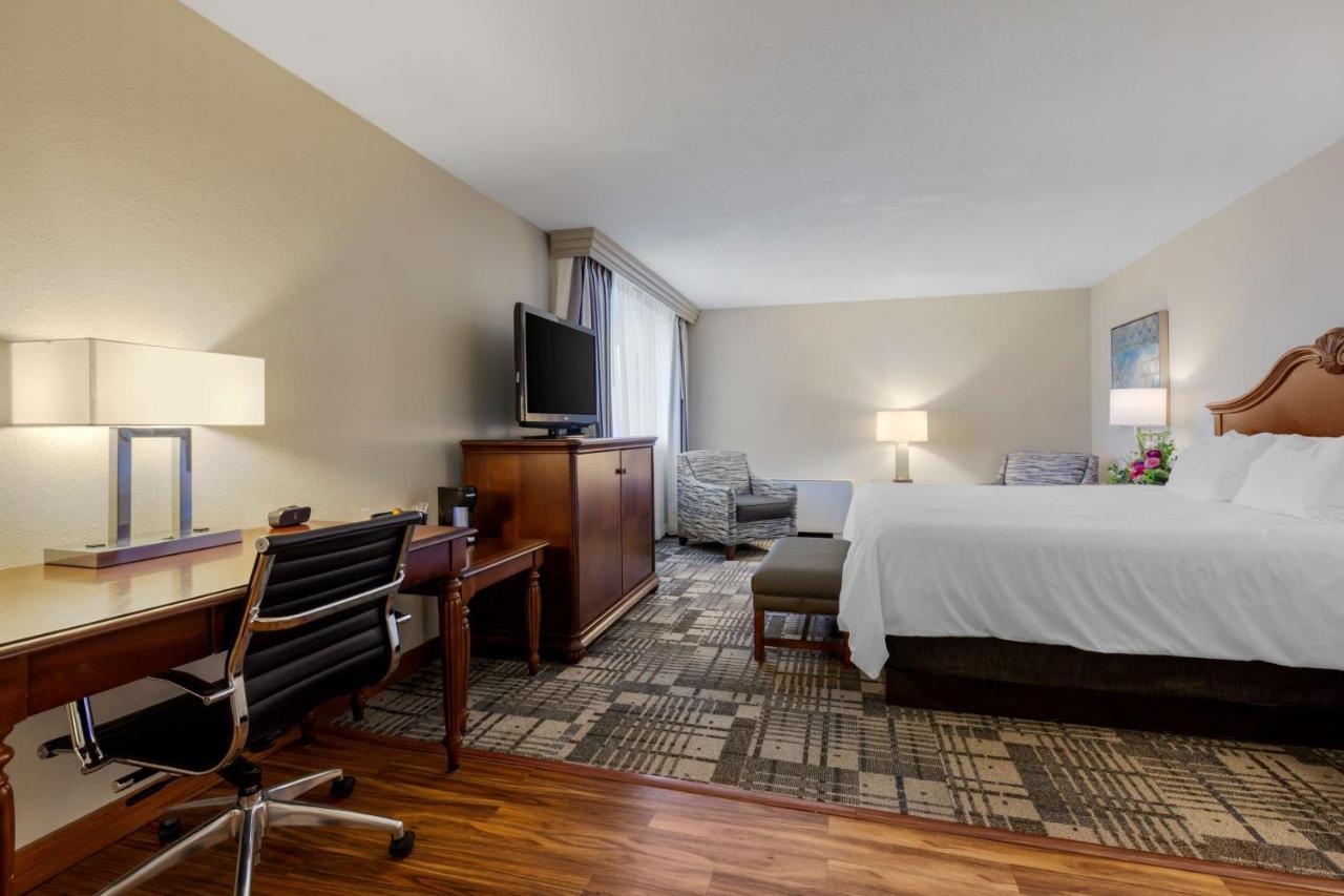 Best Western Plus Dubuque Hotel And Conference Center Luaran gambar