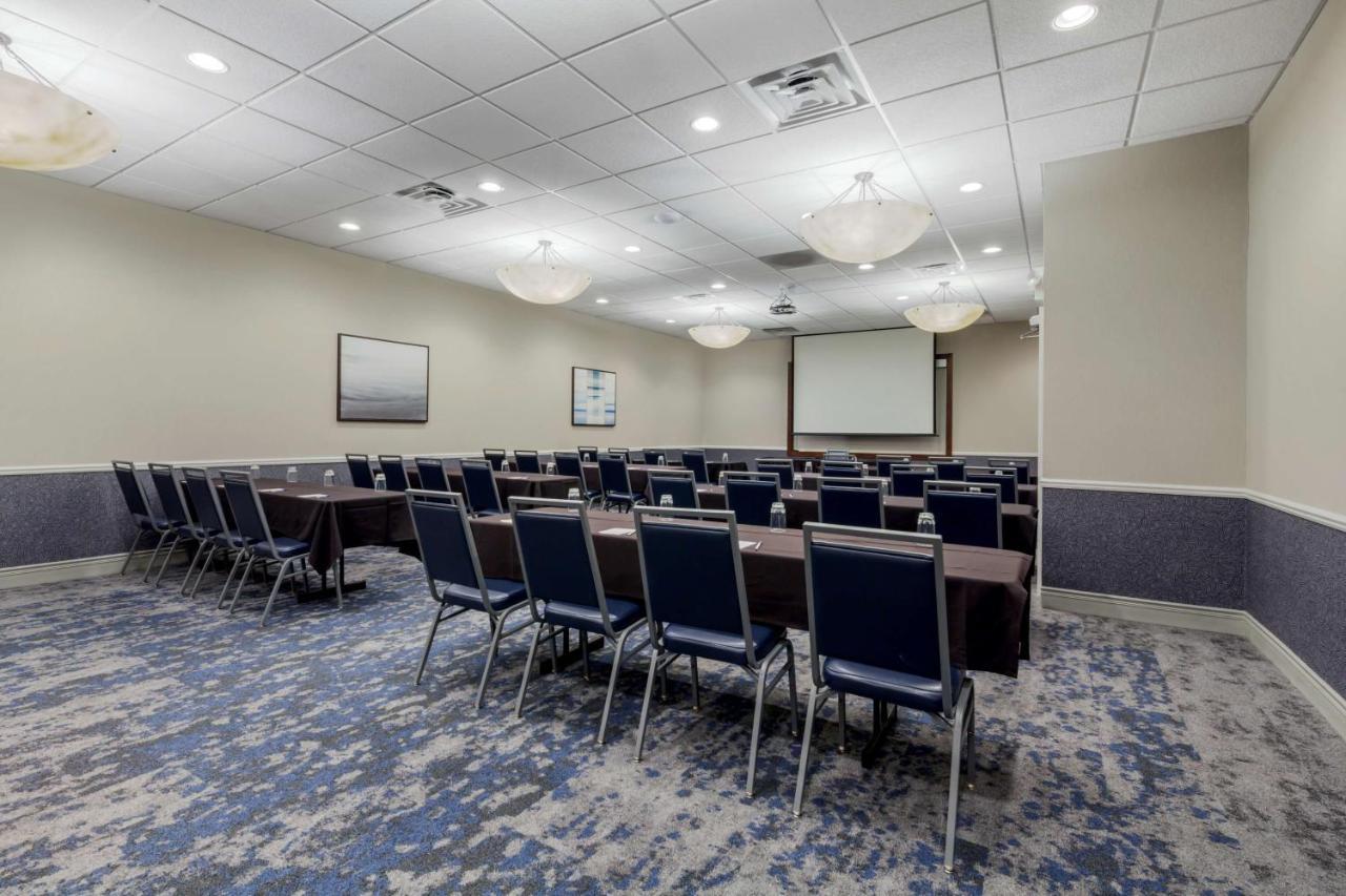 Best Western Plus Dubuque Hotel And Conference Center Luaran gambar
